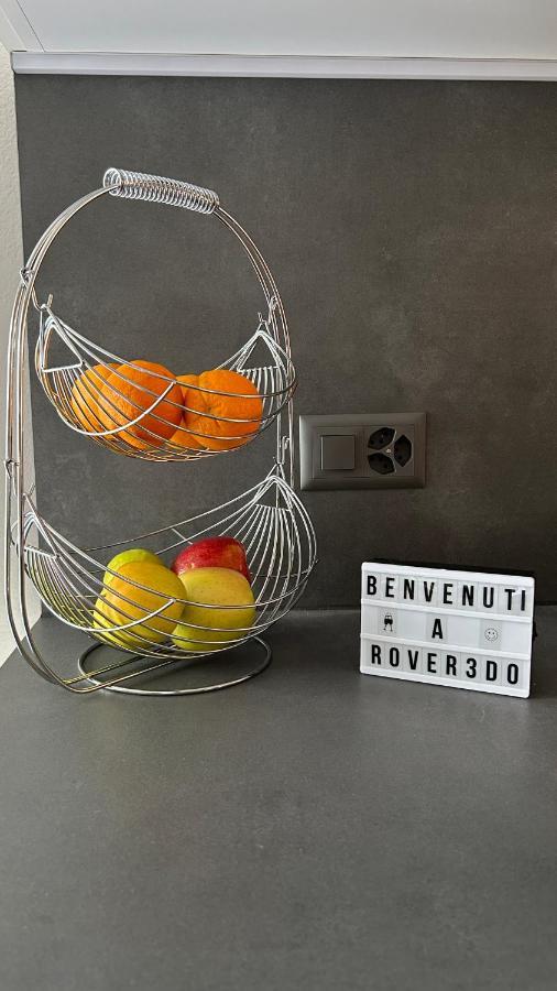 A Hilarious Hideaway In Roveredo Apartment Luaran gambar